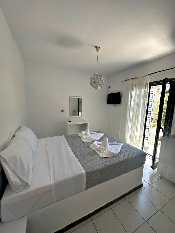 Santorini Style Rooms Vóthon Exteriér fotografie